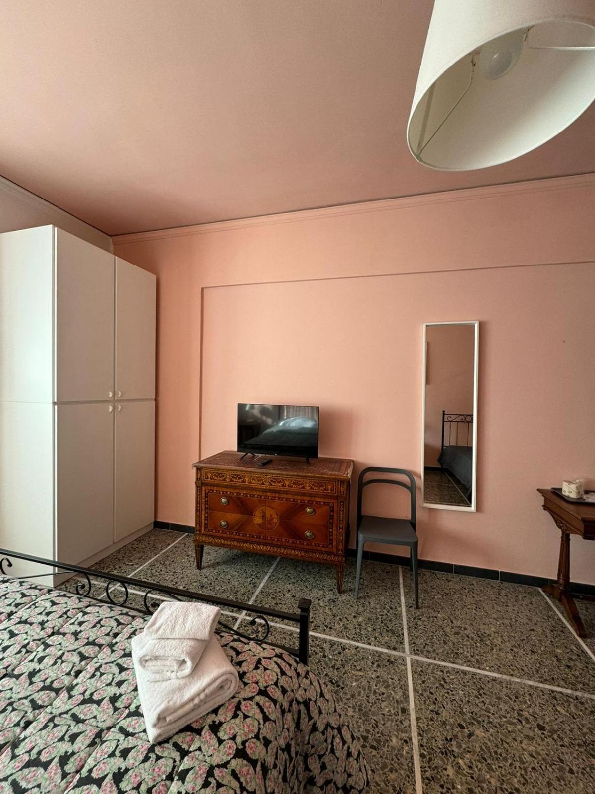 Ameli Room Florenz Exterior foto